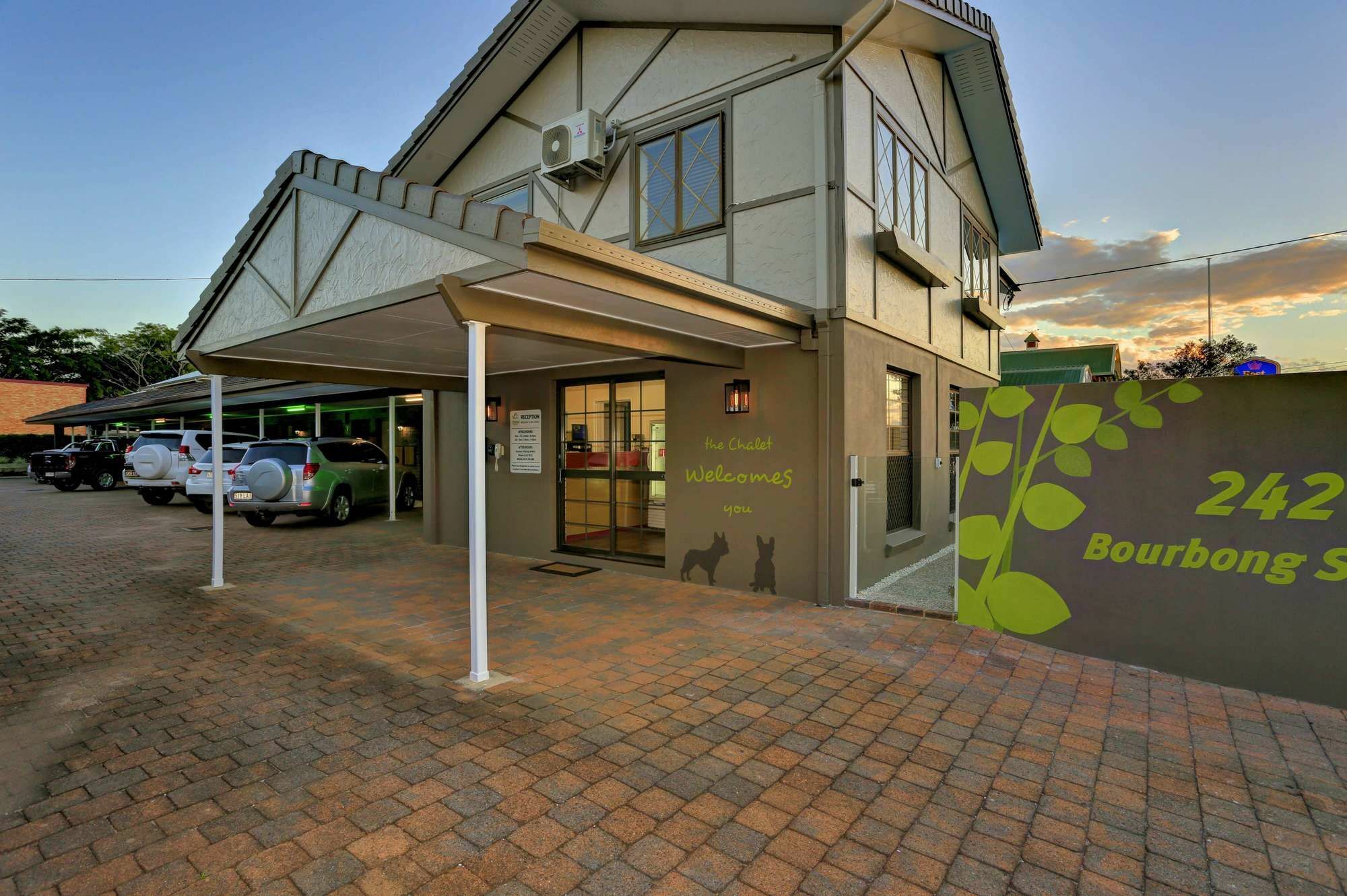 Chalet Motor Inn Bundaberg Luaran gambar