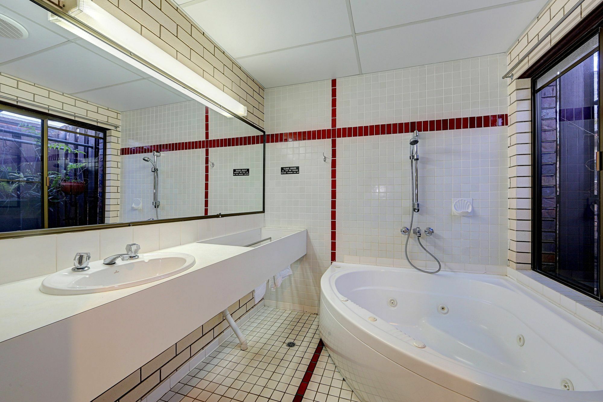 Chalet Motor Inn Bundaberg Luaran gambar